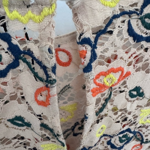 Zara Lace Embroidery Floral Tan Orange Yellow Boxy Blouse Size XS - Picture 5 of 5